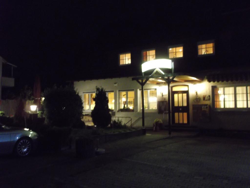 Gasthaus Vogelgarten Eislingen Bagian luar foto